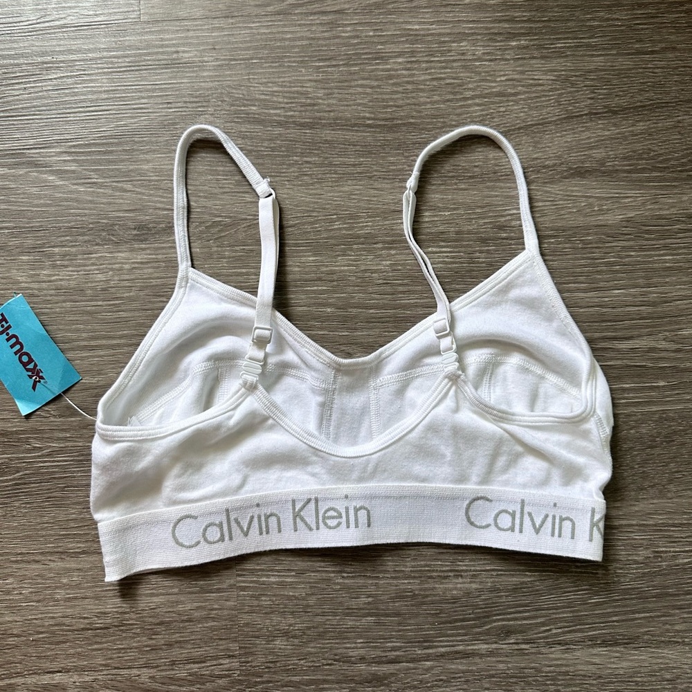 NWT Calvin Klein Women's Body Unlined Bralette - Picture 2 of 3